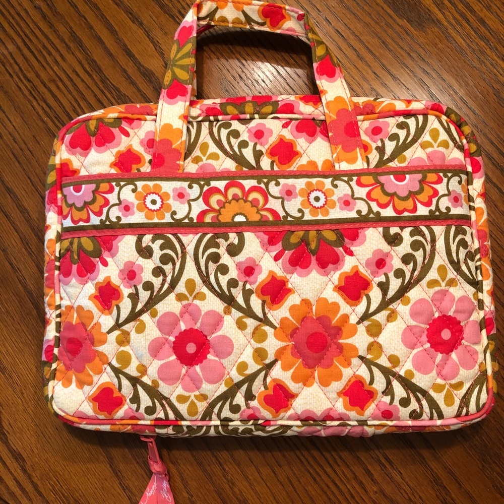 Vera Bradley Bible cover/carrier NEVER USED